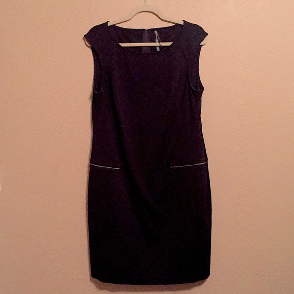 Black Sleeveless Dress with Pockets! - Picture 1 of 1